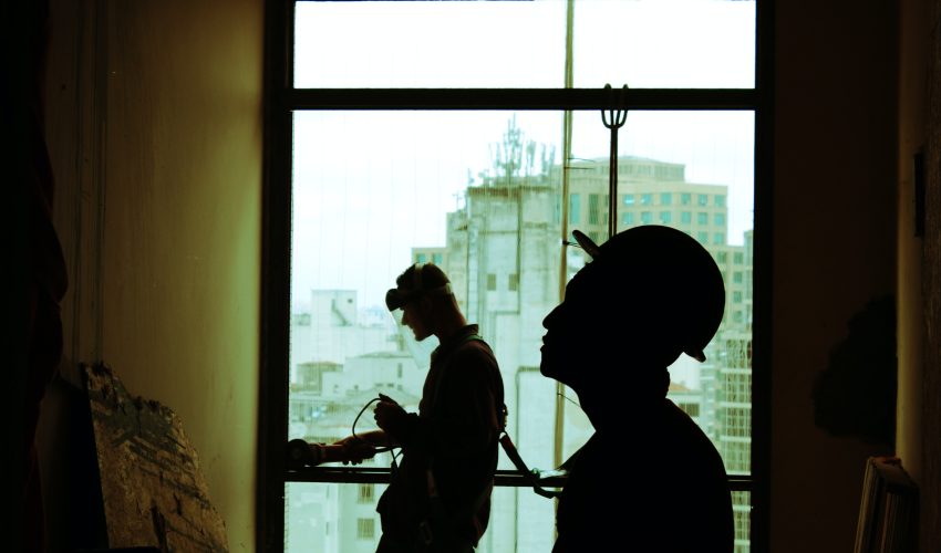 Manutenção predial com profissionais Grifo.